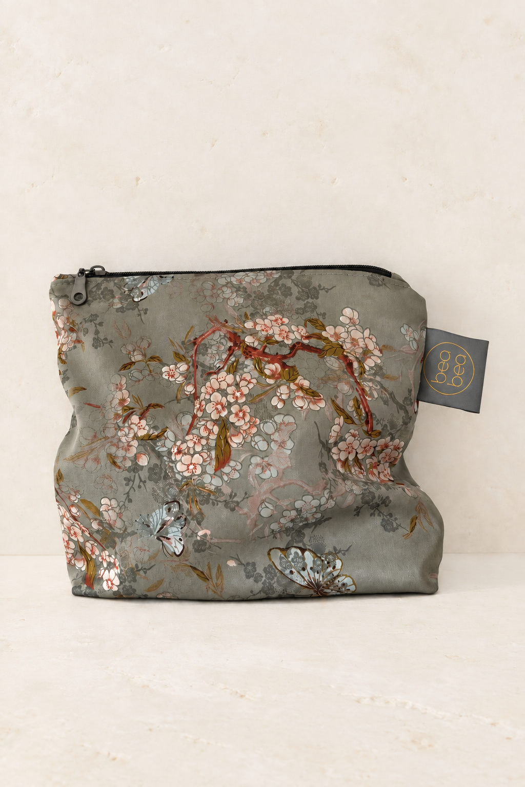 Luxury pouch alternate, lighter limestone